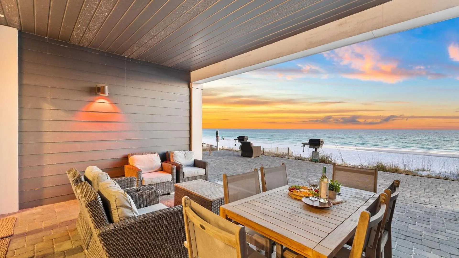 The Beachside Haven Destin 0*,